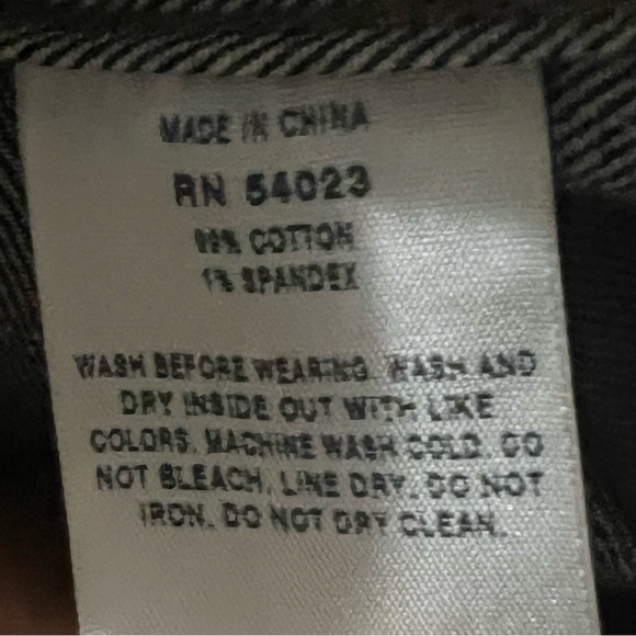 Gap 1969 Denim Jacket Size Medium Classic Jean Dark wash - Picture 7 of 8